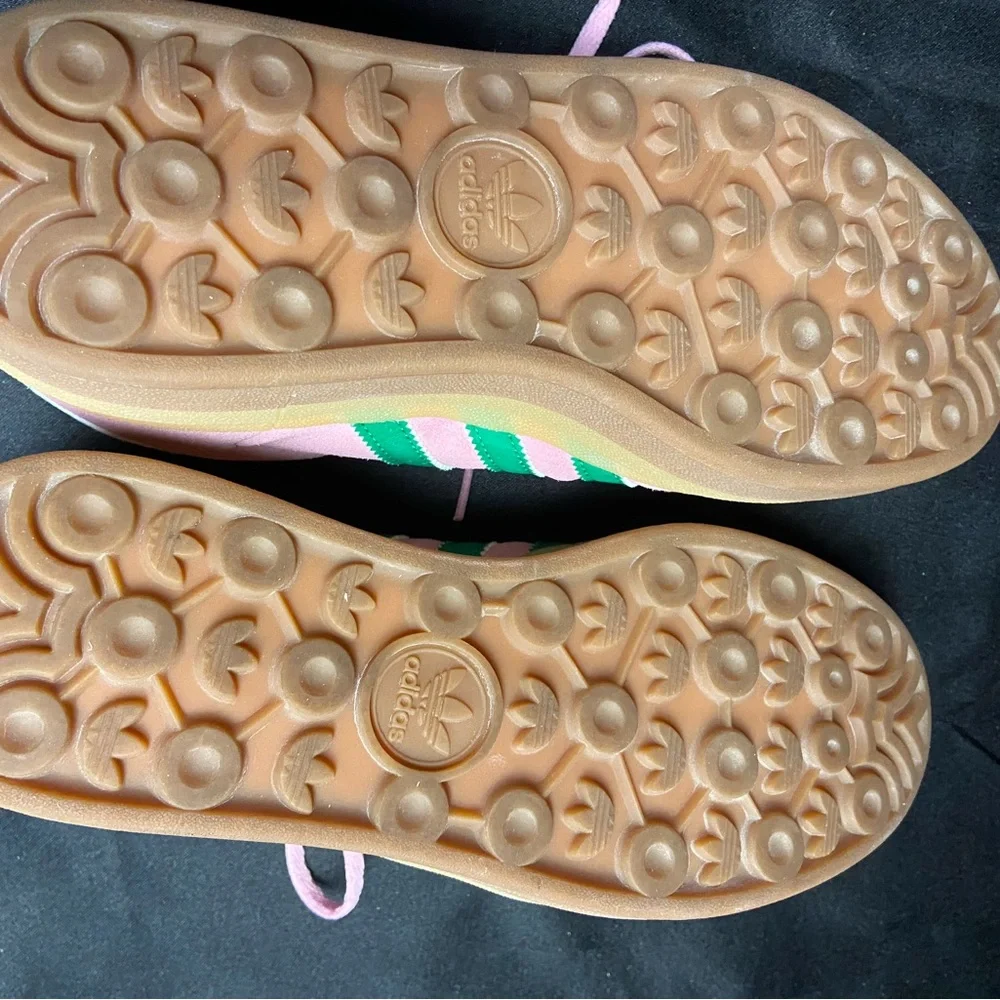 Pink Adidas Gazelle Women's Size 6.5 Sneakers - Picture 4 of 8